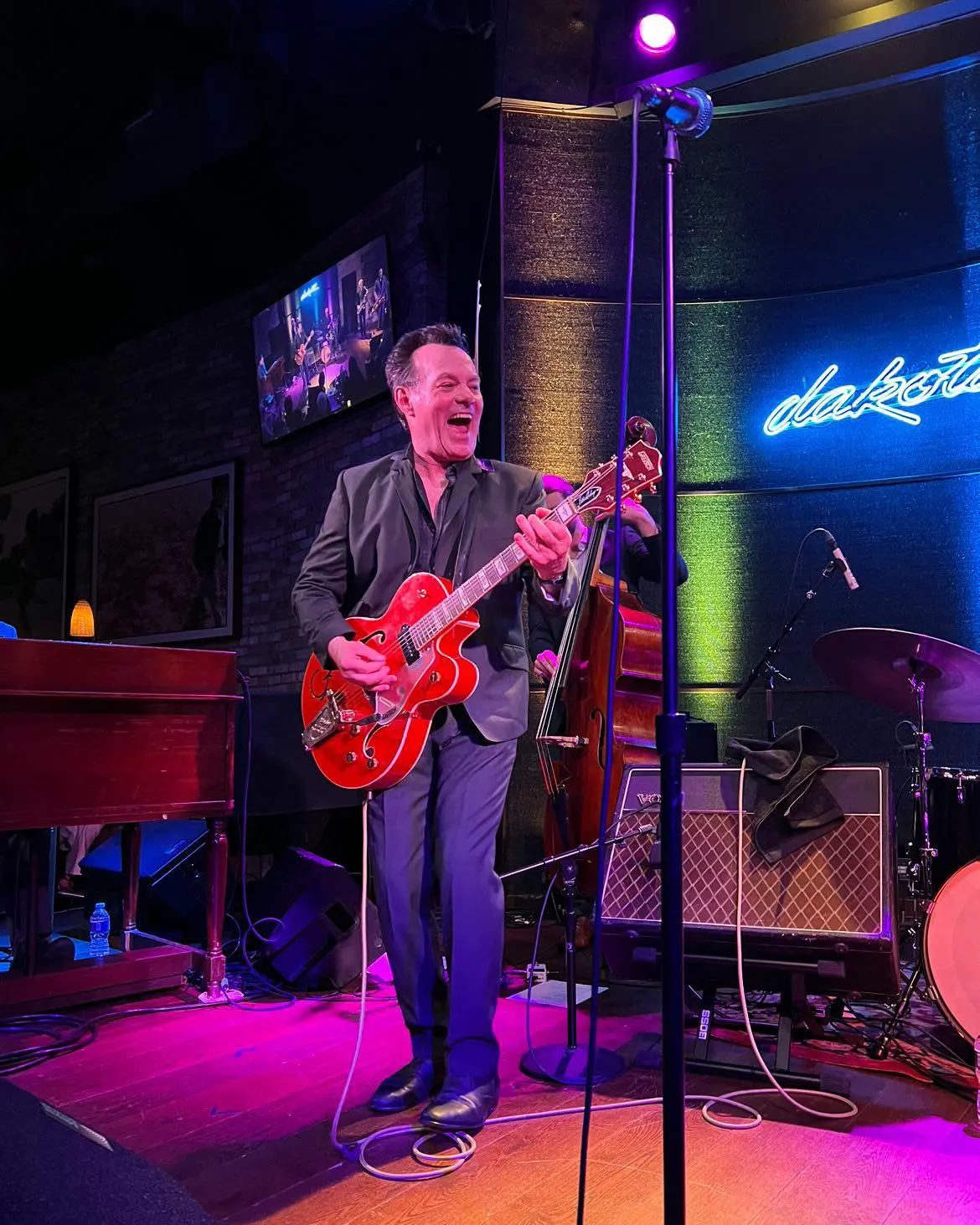The James Hunter Six